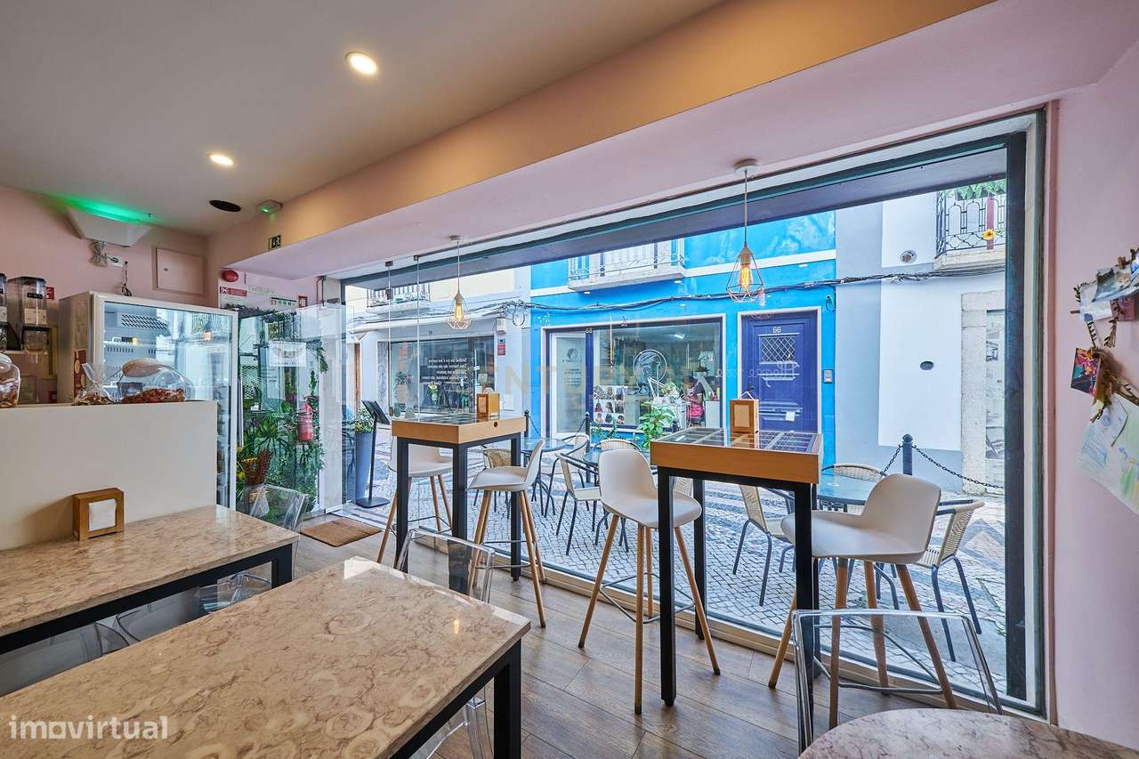 Raro | Oportunidade de investimento | T1 + Loja | Centro Histórico - Grande imagem: 4/27