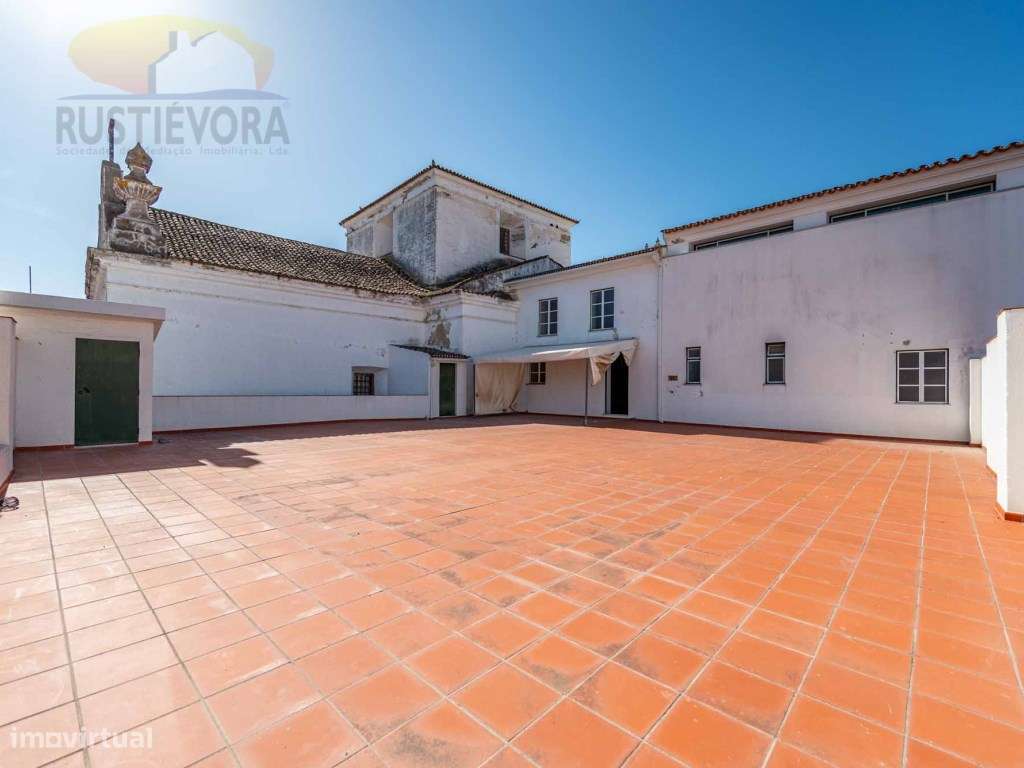 Espaço de comércio e serviços | Centro Histórico | Espaços amplos |... - Grande imagem: 1/28