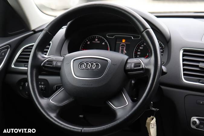 Audi Q3 2.0 TDI - 12