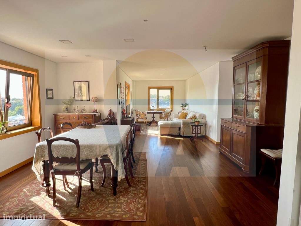 T3 à Boavista com Garagem Box p/ 2 carros/ Vistas Rio-3