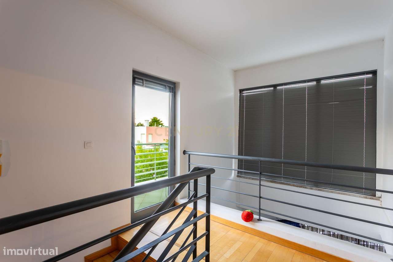 Moradia com Piscina e Jardim - Quinta do Anjo/Palmela-31