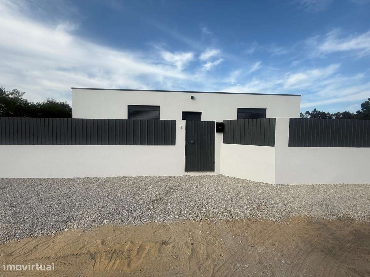 Moradia Térrea Isolada T2 Nova forrada a capoto em Fernão Ferro-21