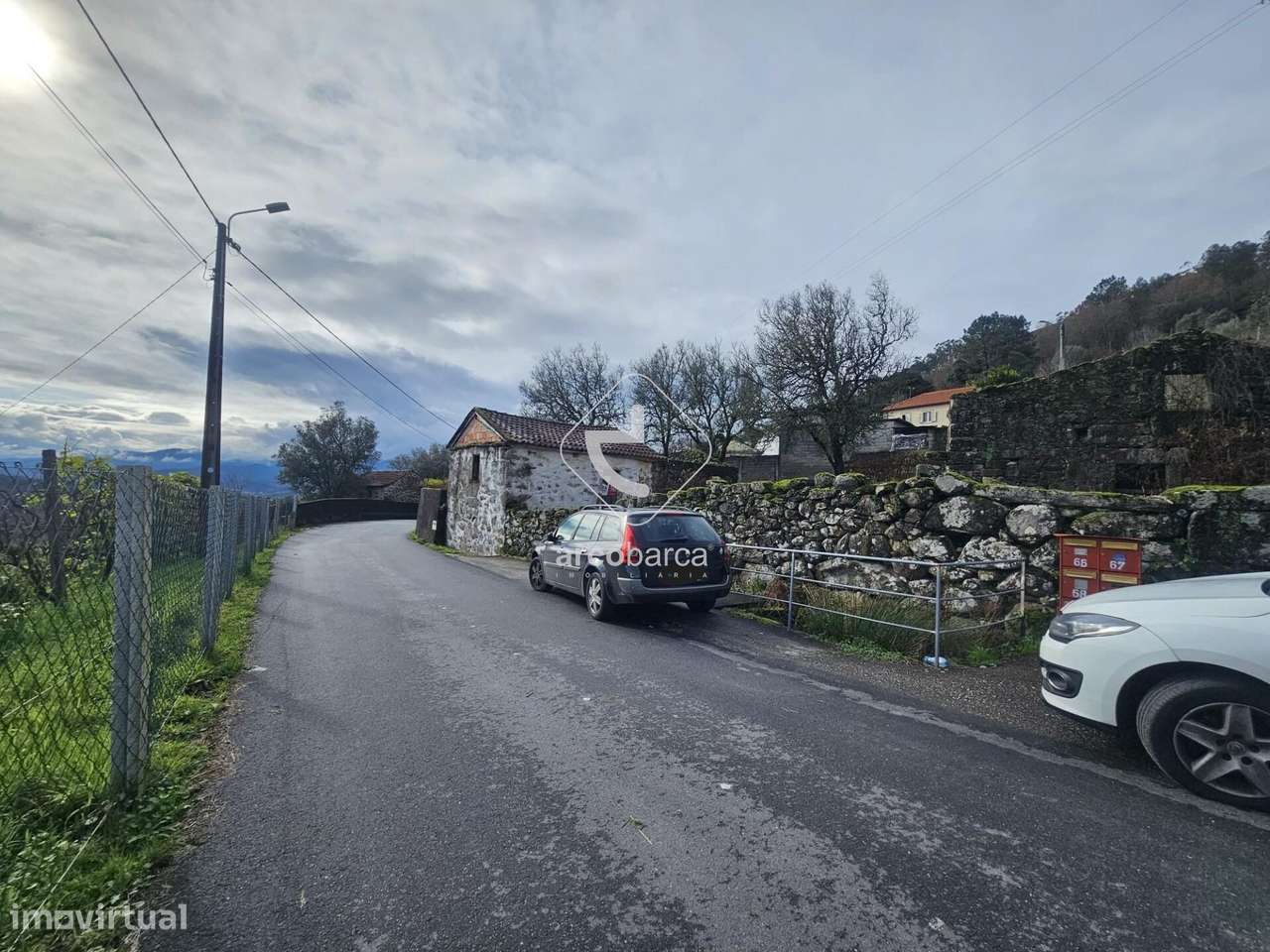 Propriedade para restauro - Loureda - Arcos de Valdevez-9