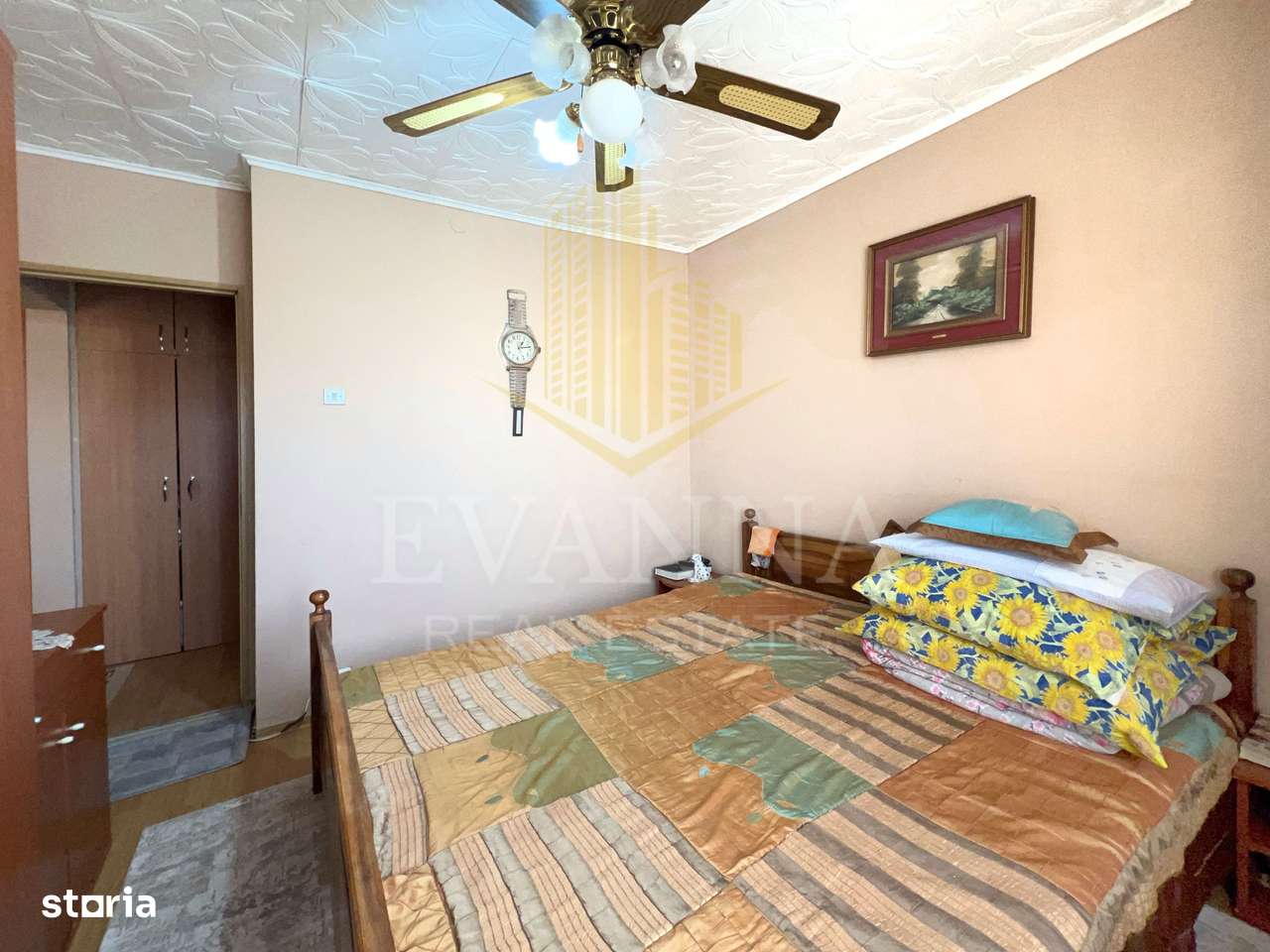 De vanzare 3 camere , decomandat -zona Vasile Alecsandri.-2