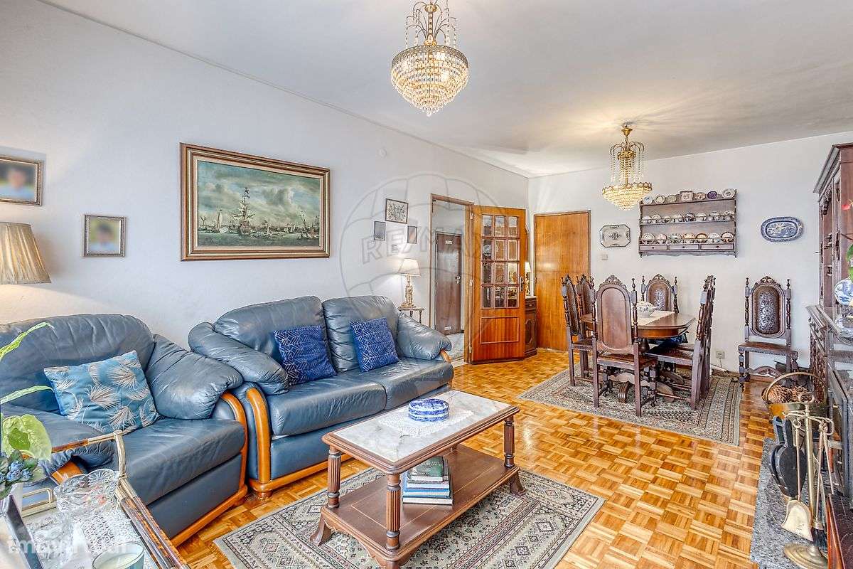 Moradia T5 para venda-3