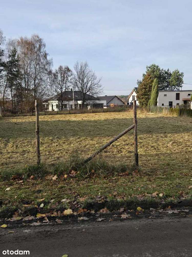 Ładna działka w Pilchowicach ul. Bierawka-1