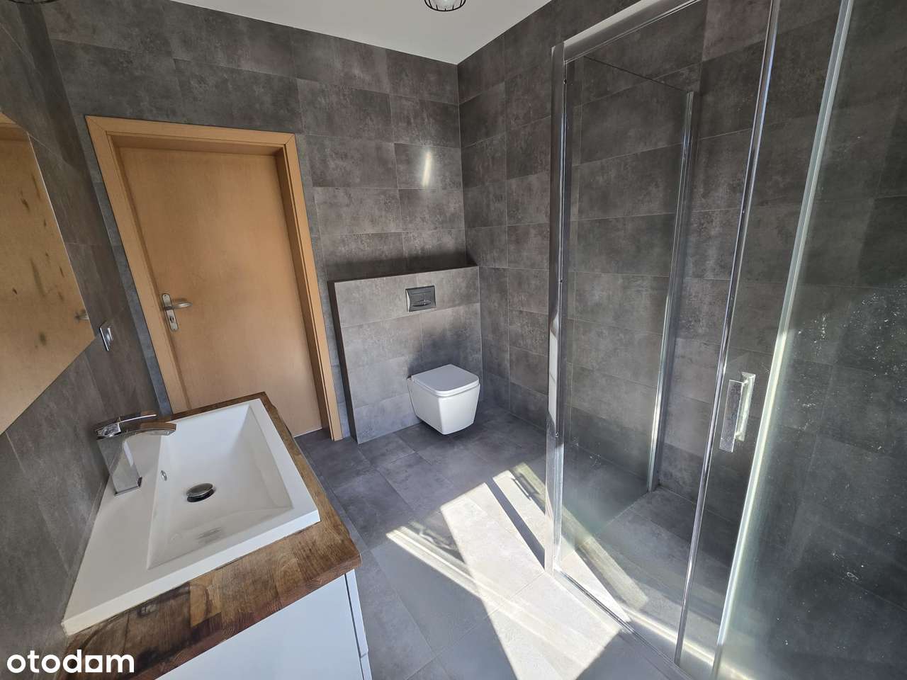 Mileszki. Większy dom 320 m2 - na cele mieszkalne lub komercyjne-11