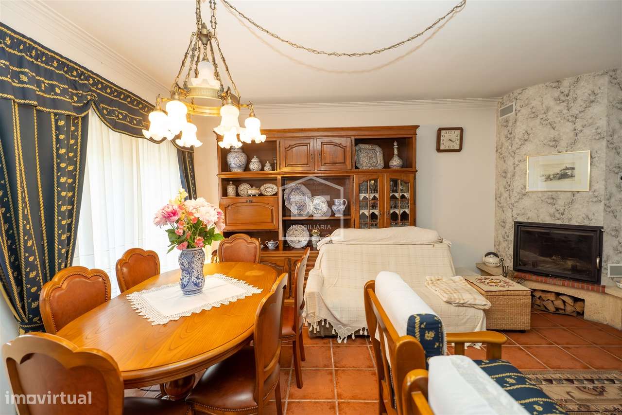 Moradia Geminada T4 Venda em São Martinho do Bispo e Ribeira de Frades - Grande imagem: 4/31