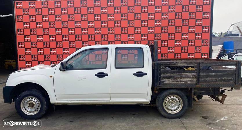 Viatura para PEÇAS Isuzu D-MAX 2.5 4x2 10´ - 1