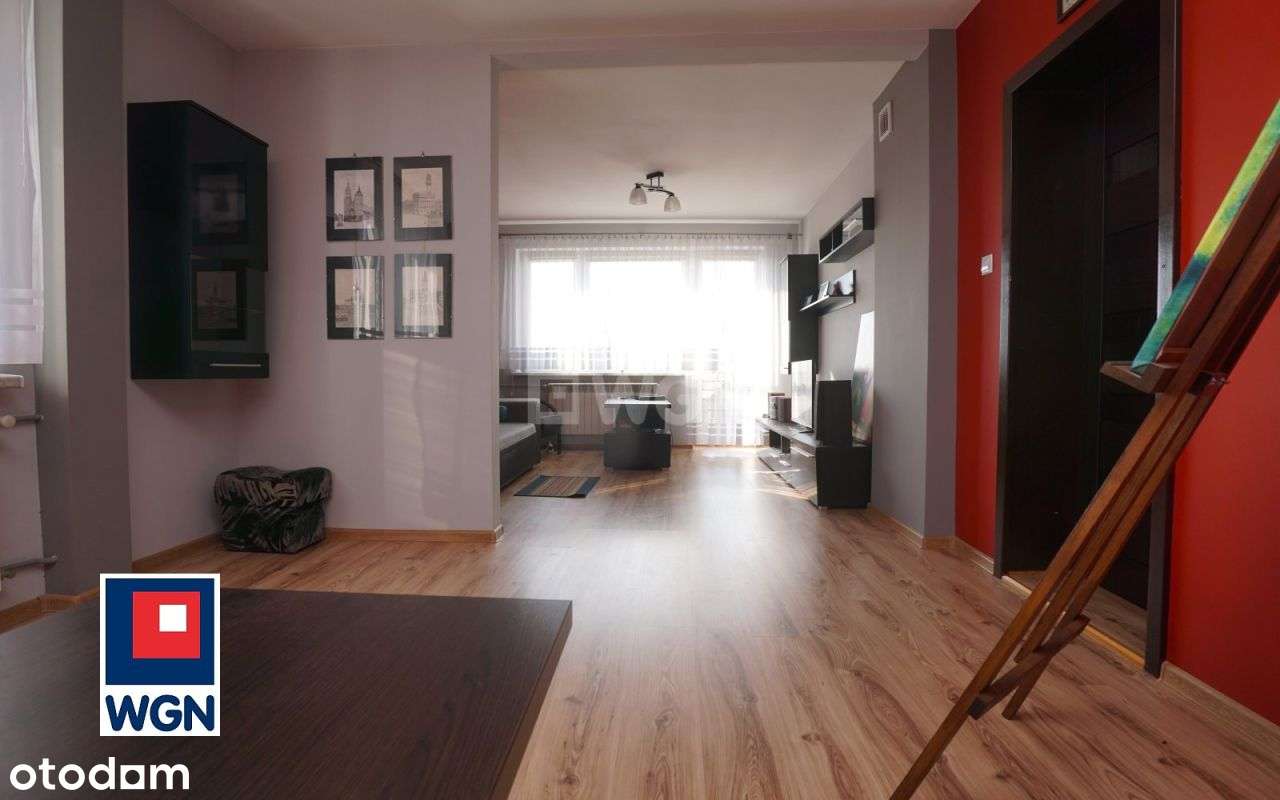 Praktyczny dom z dużym terenem..-17