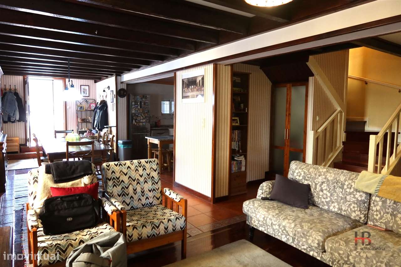 Oportunidade Única: Moradia T3 no Centro de Gondomar-25