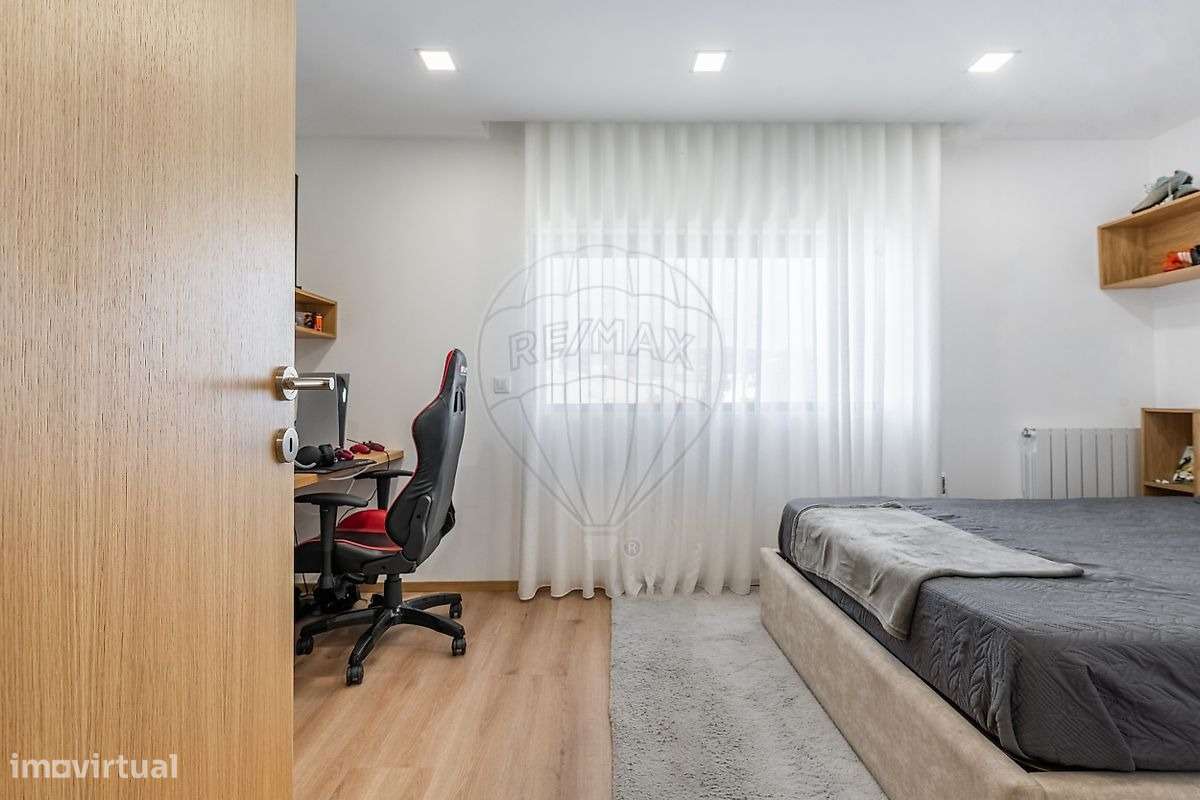 Moradia T4+1 em Esposende-19