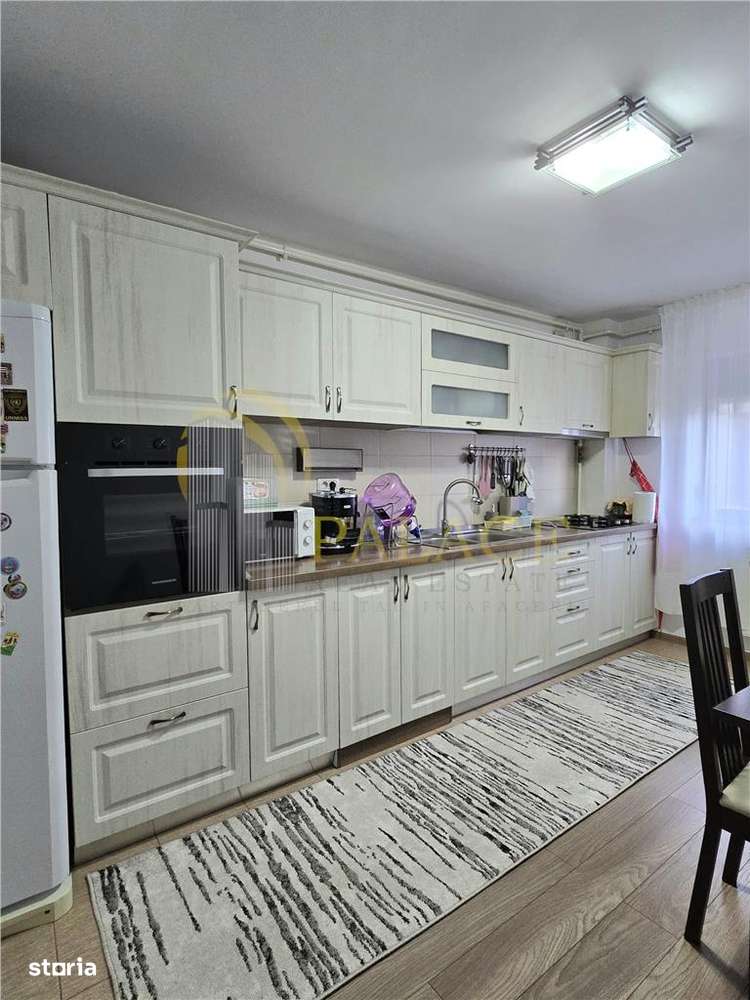 De vanzare || Apartament spatios | 2 camere - Decomandat || Prelungire-5