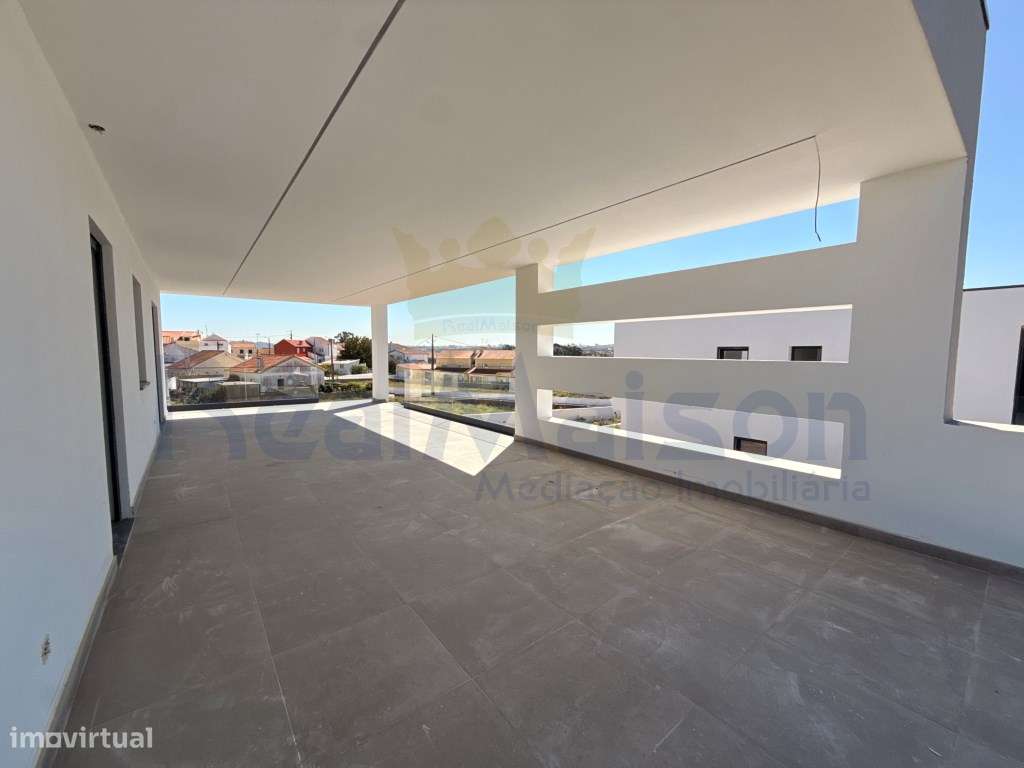 Moradia T4 - Nova Construção - Terrugem (Sintra)-15