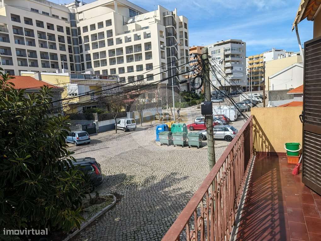 Moradia  2 pisos + sótão - 200 m da Praia- Costa da Caparica-26