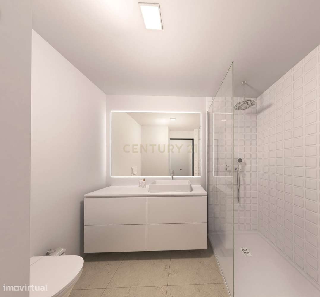 Apartamento T3 com varandas, Olivais - Lisboa-16