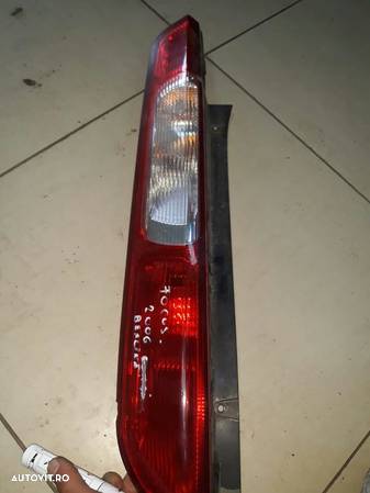 Stop ford focus an 2006 berlina - 1
