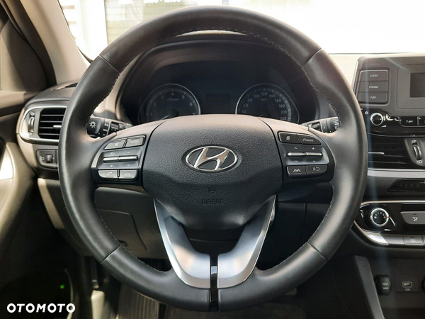 Hyundai I30 1.5 DPI Classic + - 3