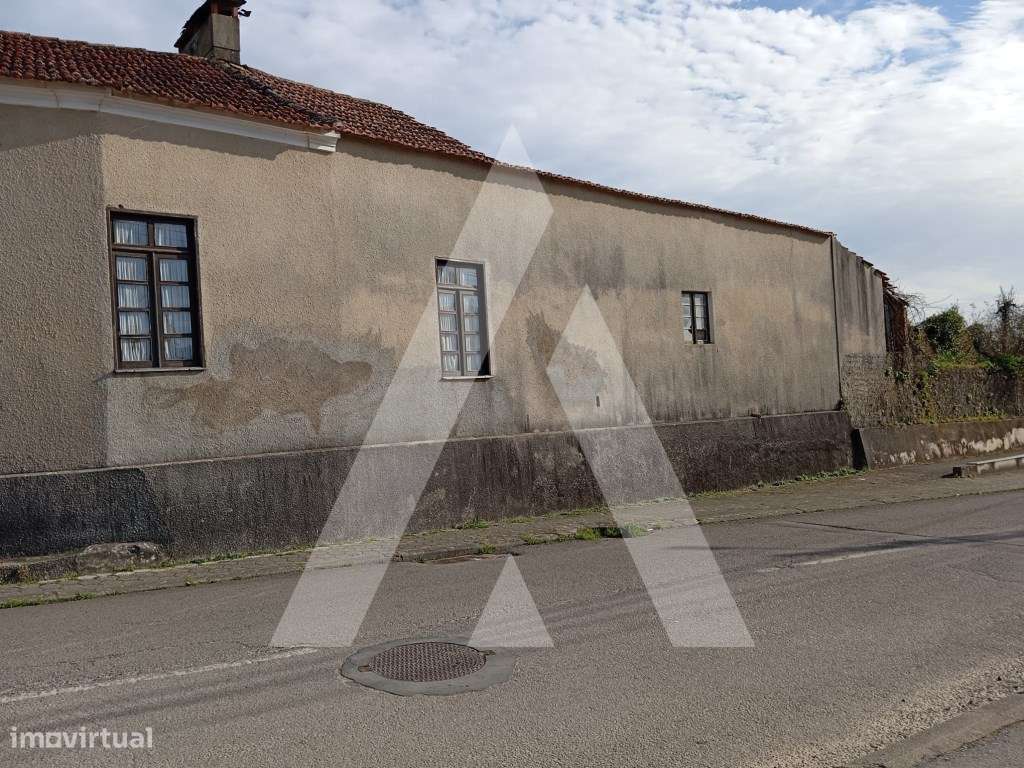 Moradia T2 mais Terreno em Oiã - Grande imagem: 3/46