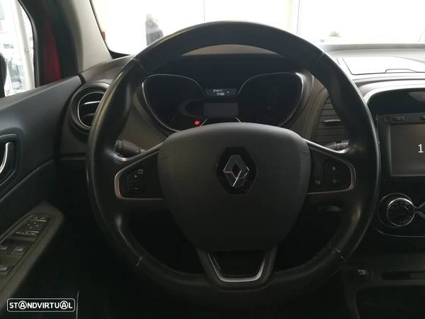 Renault Captur 1.5 dCi Exclusive EDC - 17