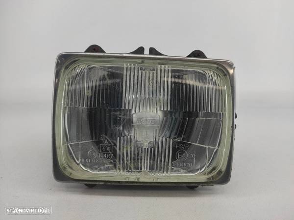 Optica Farol Direita Drt Nissan Urvan Caixa (E24) - 1