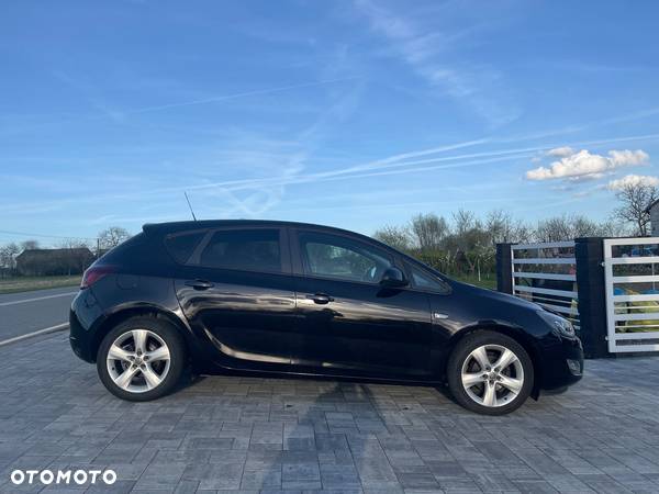 Opel Astra IV 1.6 Cosmo - 8