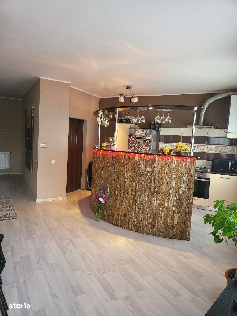 Apartament 2 camere 65 mp etaj 1 finisat la cheie Bdul.Mihai Viteazul