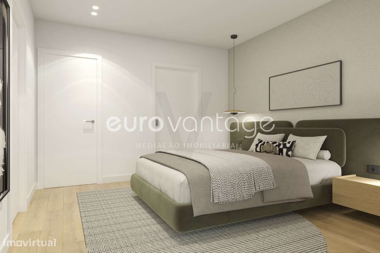 T1+2 no Último Piso com Terraço em Parceiros, Leiria-16