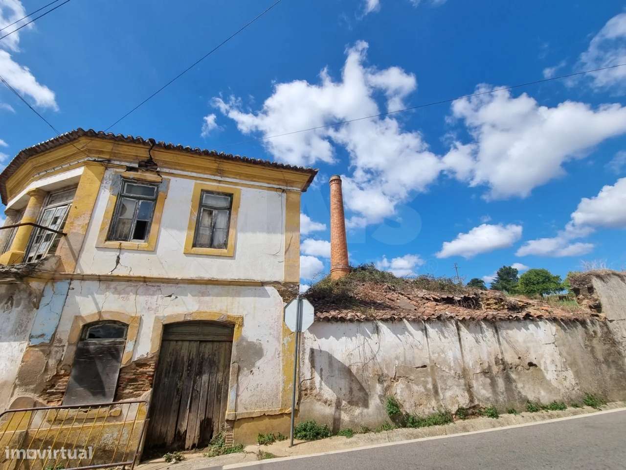 Predios em Ruina +Terreno Rustico - Grande imagem: 3/18