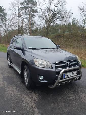 Toyota RAV4 2.2 D-4D 4x4 - 2