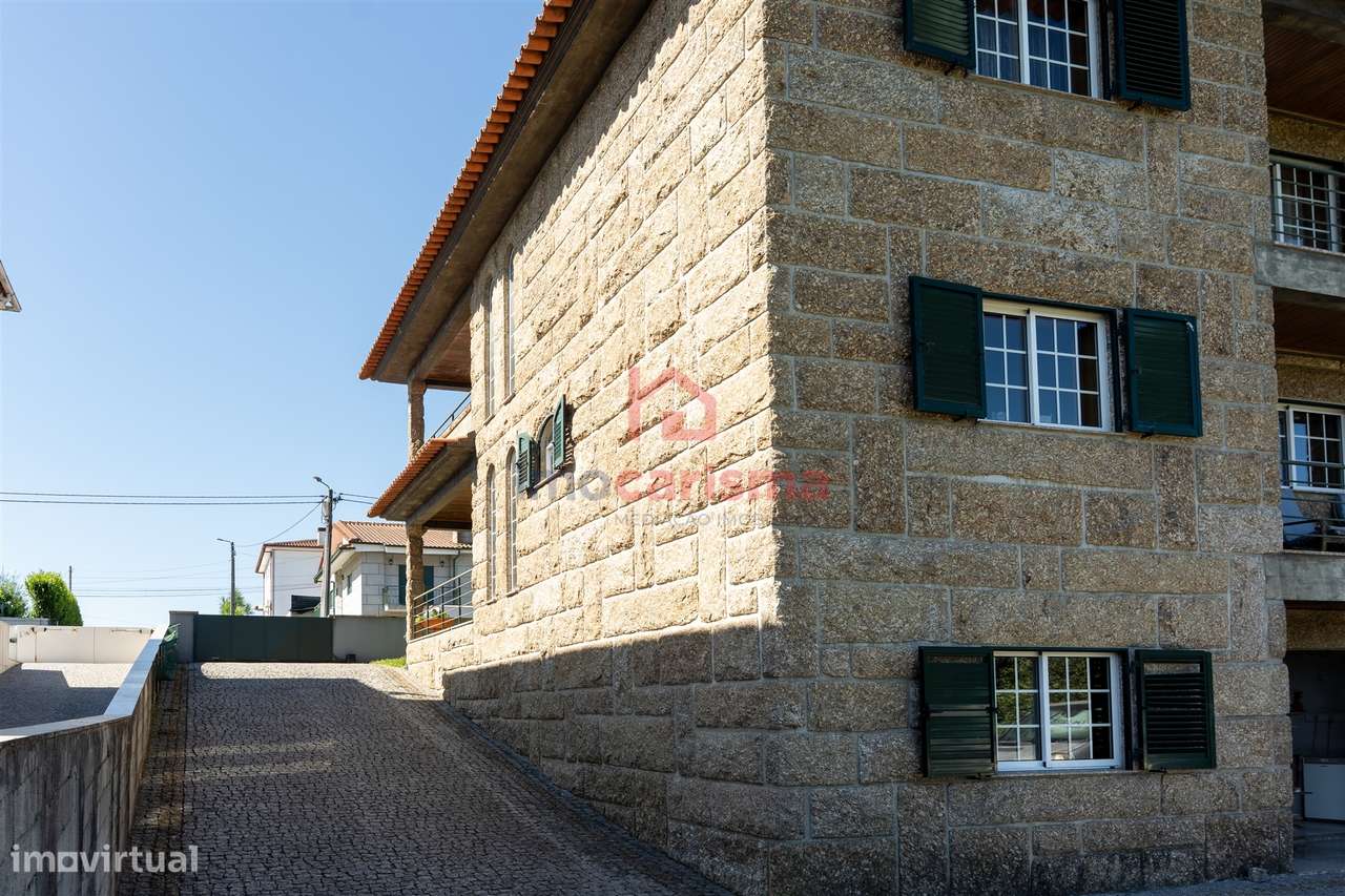 Moradia Individual T4 de Luxo em Brito, Guimarães - Grande imagem: 5/43