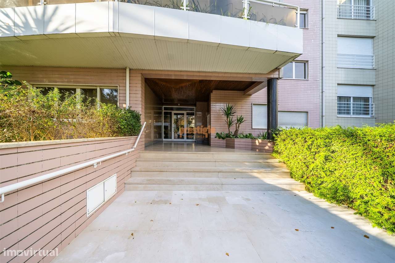 Apartamento T3 Venda em Braga (São José de São Lázaro e São João do So-1