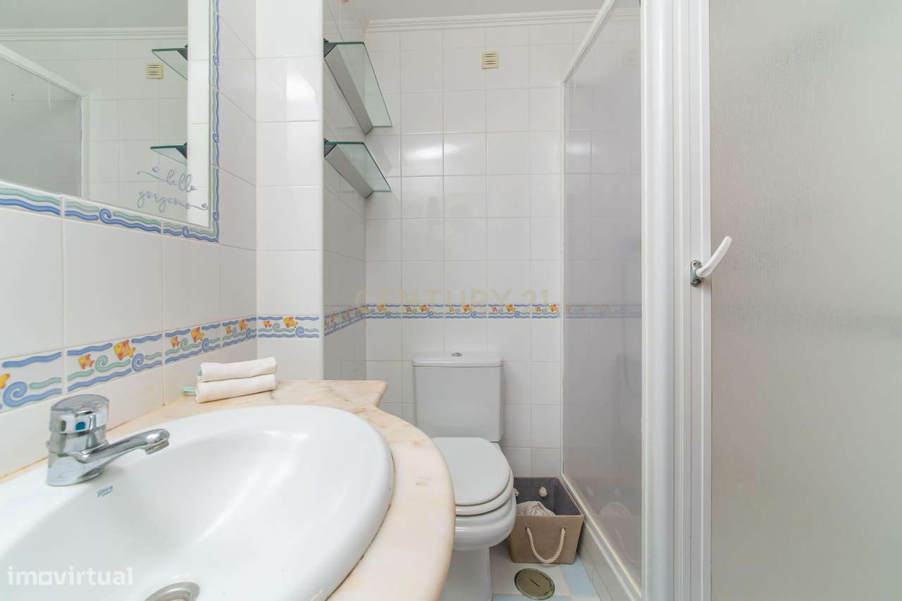 Apartamento T3 em Alcochete com garagem e arrecadação - Oportunidade Ú-27