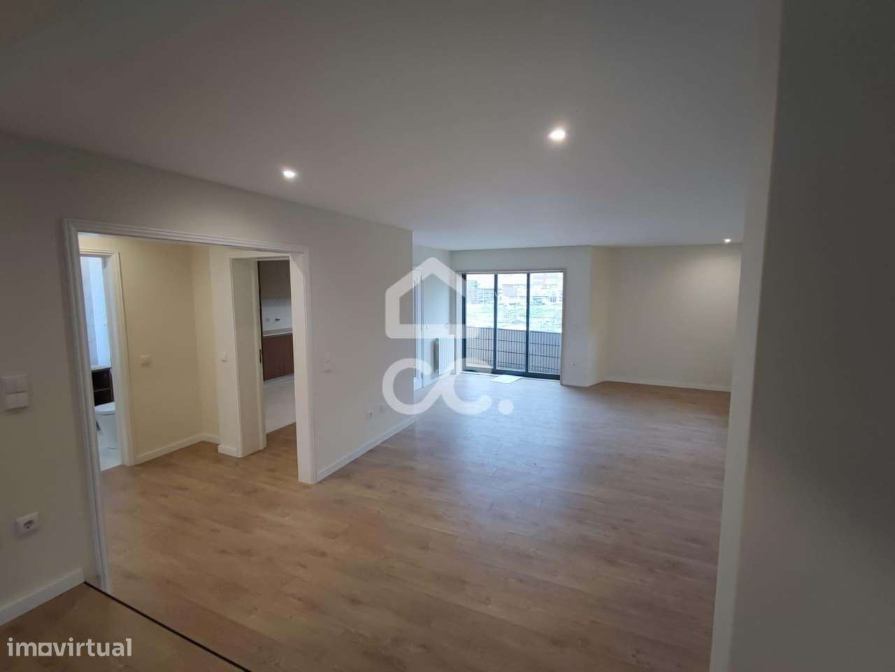 Apartamento T3 Duplex, Canidelo, Vila Nova de Gaia - Grande imagem: 2/27