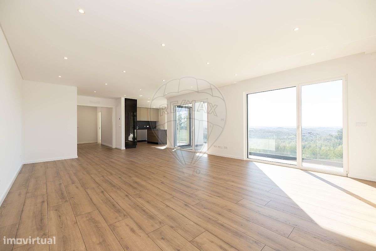 Moradia T4 para venda - Grande imagem: 4/50