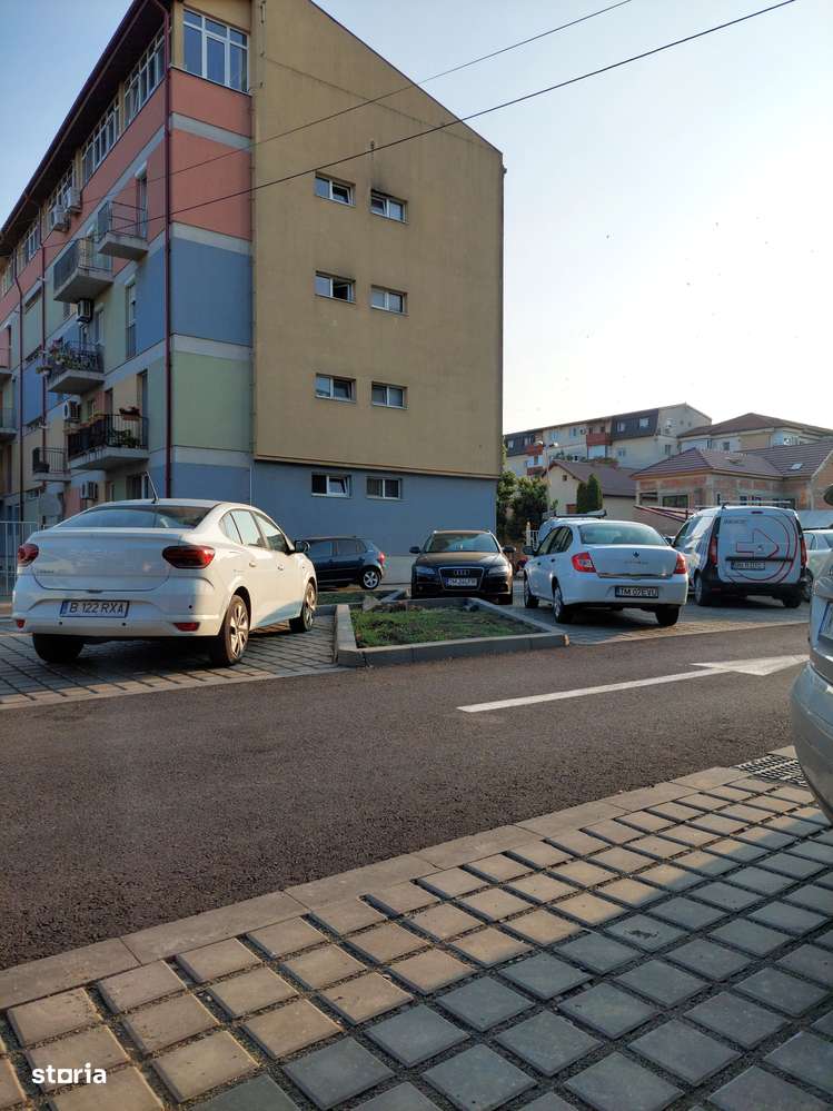 Apartament 3 camere, Str Stuparilor - Imagine principală: 4/9