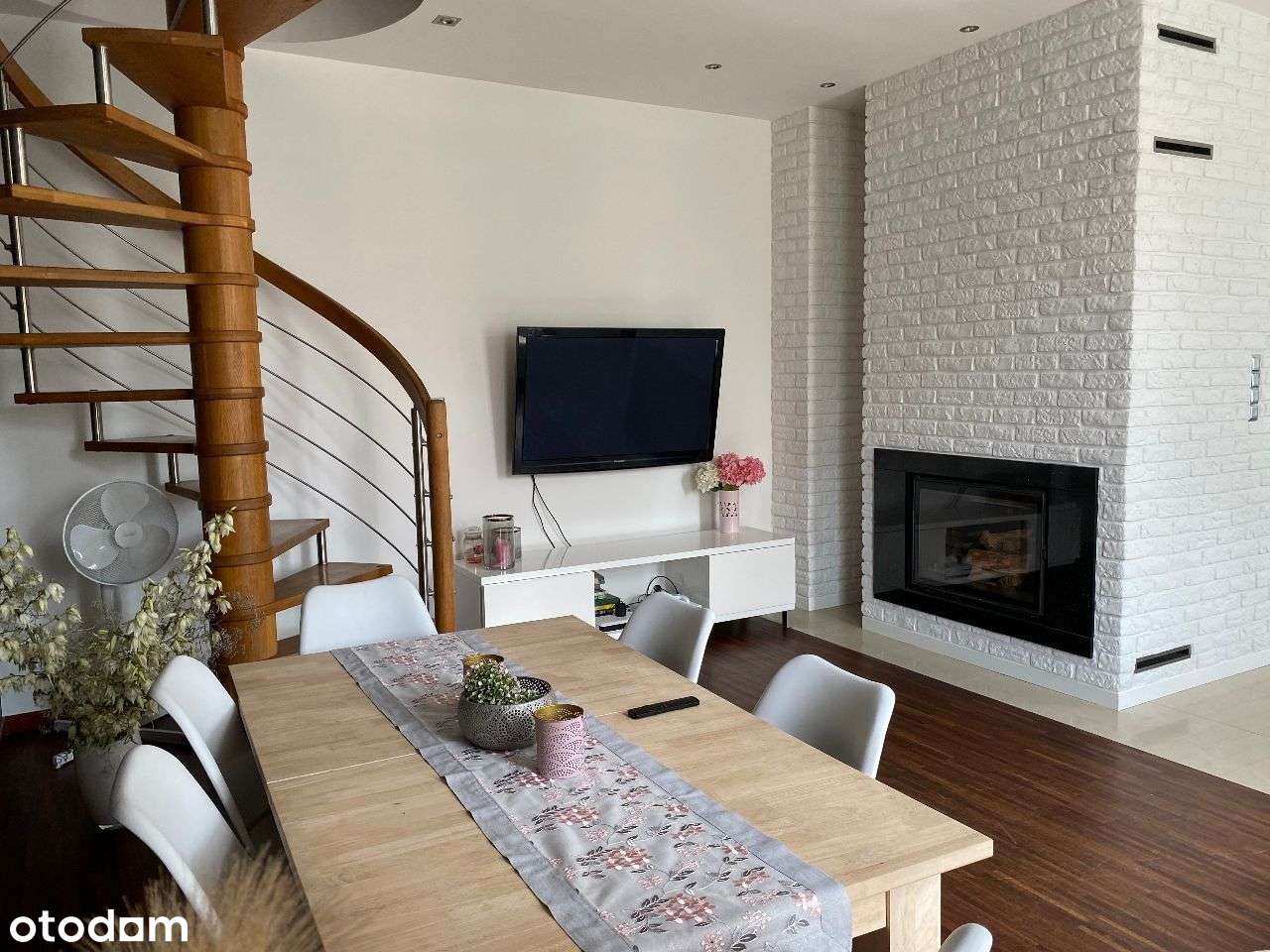 Mieszkanie 95m2, ogród dostęp do jeziora, parking - Pełny obrazek: 4/13