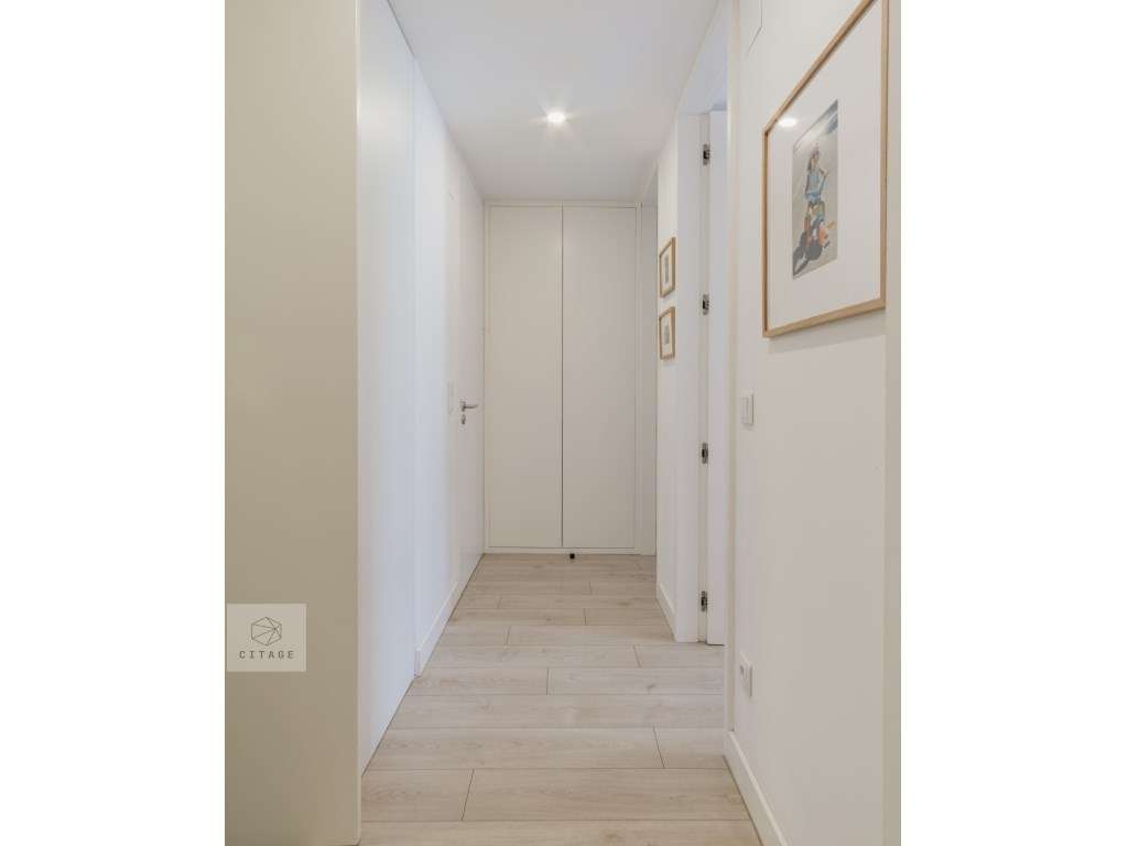 Apartamento T3 com garagem Amoreiras-21