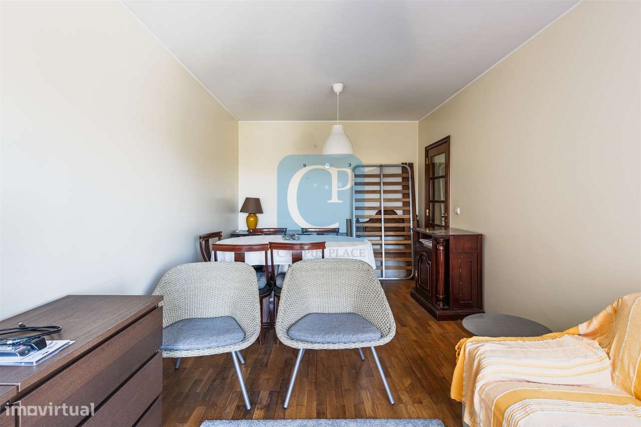 Apartamento T1 mobilado e equipado, junto ao Hospital de São João - Grande imagem: 5/22