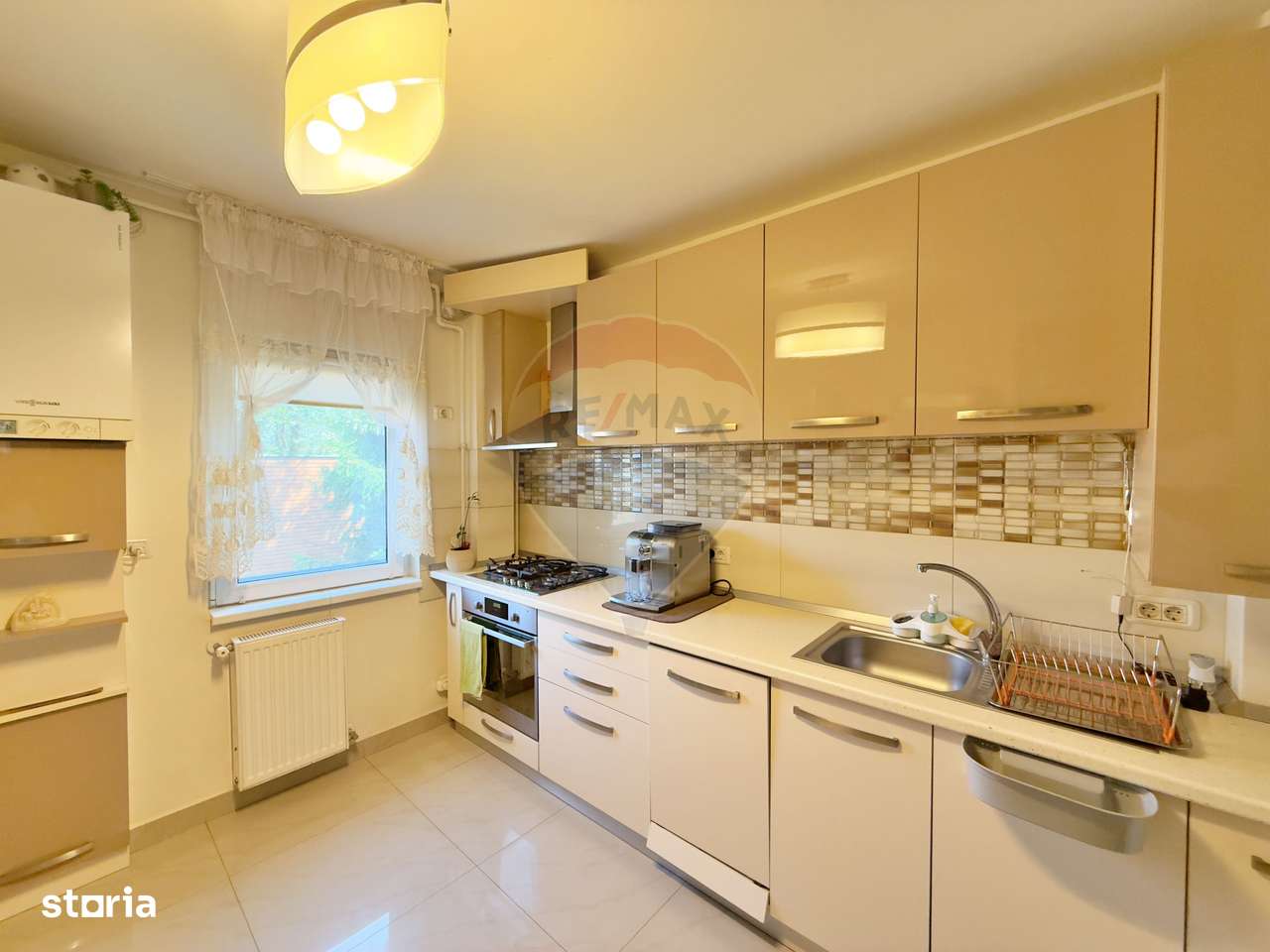 Apartament cu 4 camere de închiriat (piața „Mihai Viteazul”) - Imagine principală: 5/16