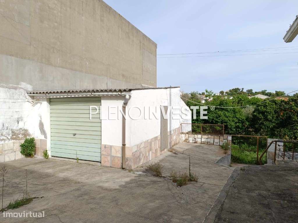 Moradia com garagem e terreno em Vale de Açor-32