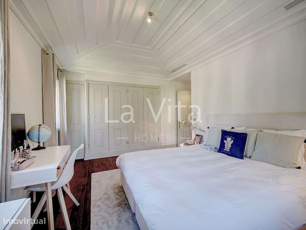 Apartamento T4 Duplex, em condomínio exclusivo no centro do Estoril.-36