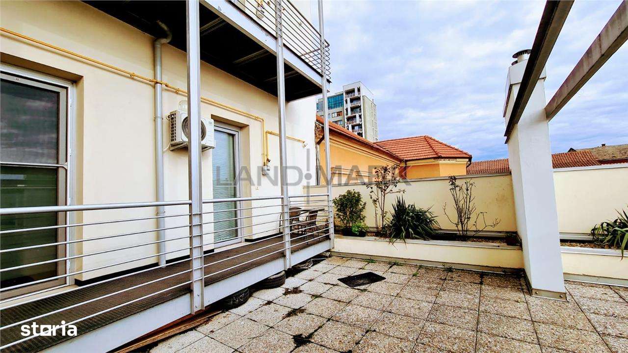 Proprietar, 2 camere bloc nou, parcare privata, zona Complex-8