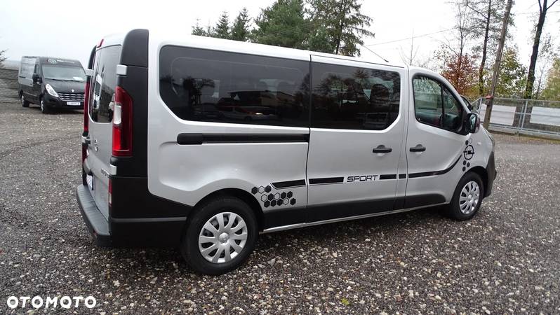 Opel Vivaro 1.6 D L2H1 S&S Tourer - 25