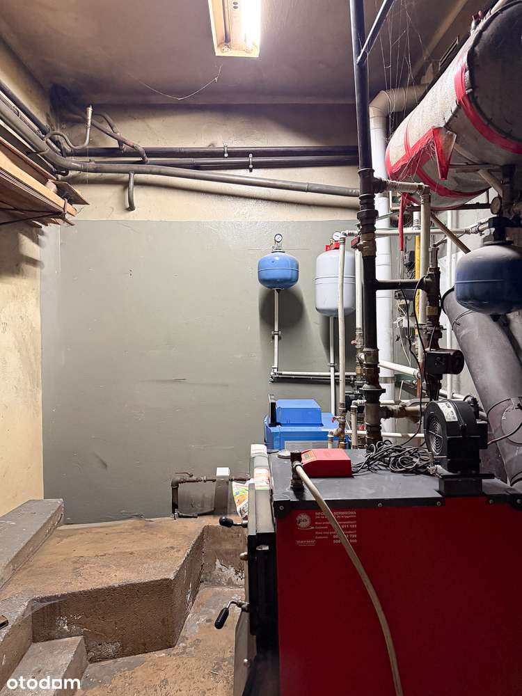 Dom w Radomiu / 3 piętra / Pod działalność / 400m2-9