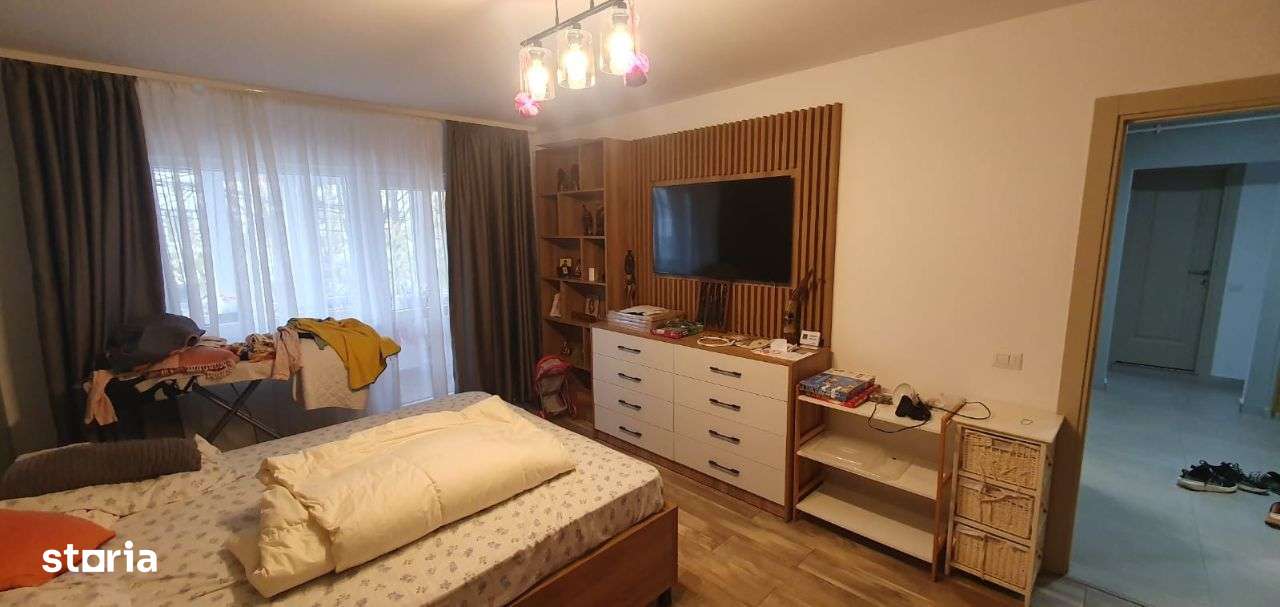 Vand Apartament 3 camere Bistrita Lac etajul 1-2