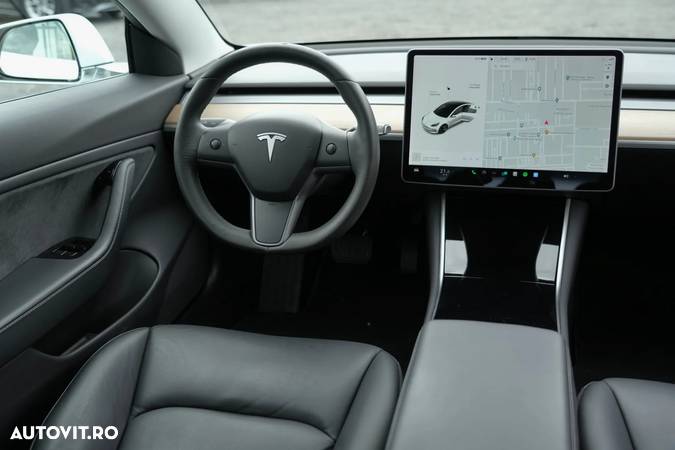 Tesla Model 3 AWD Dual Motor - 11