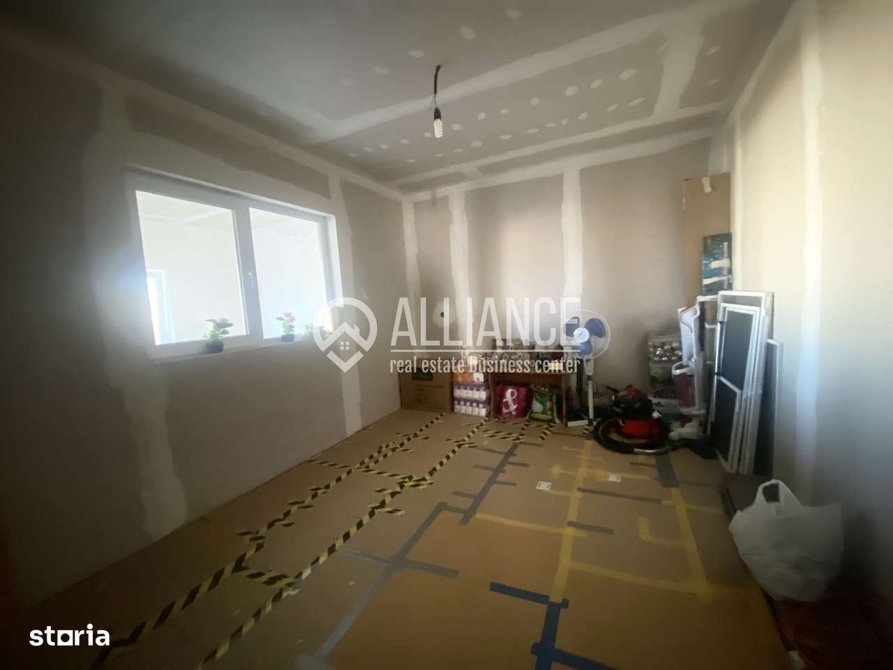 Castelu (COD 07) Casă 4 camere cu teren de 625 mp-7