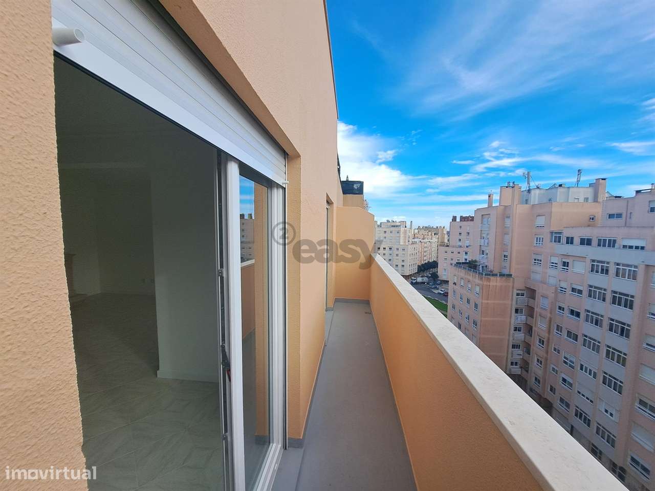 Apartamento T4 Duplex - Avenida de Fitares-31