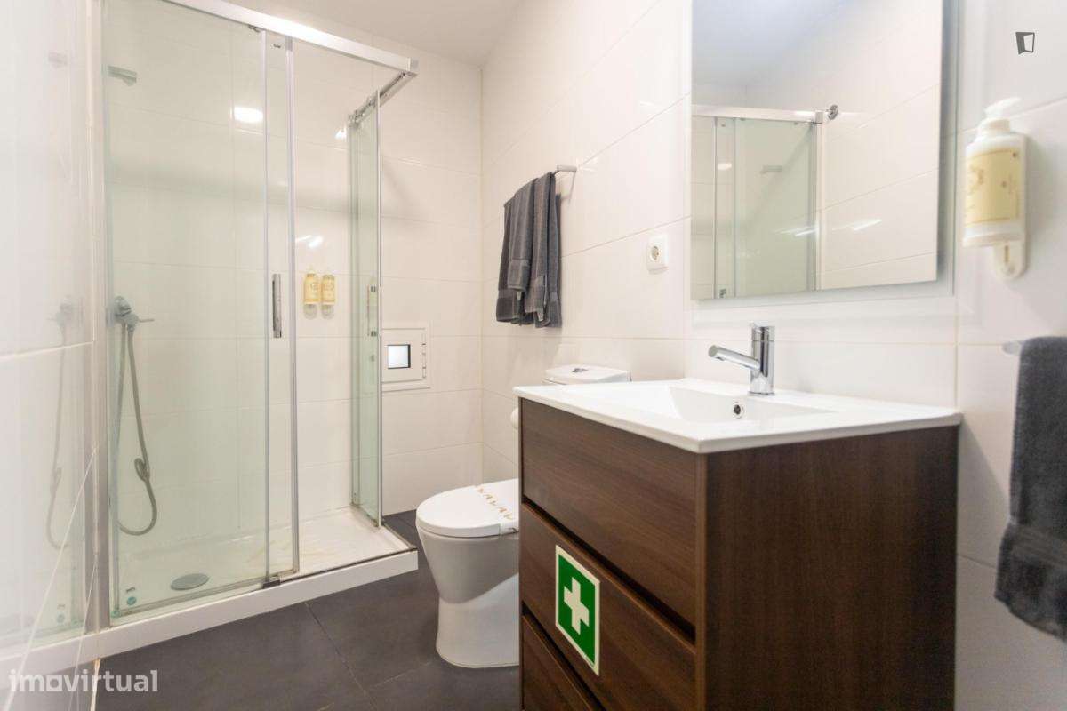 Estúdio - localizado em Alta Universitária Coimbra - Grande imagem: 3/12